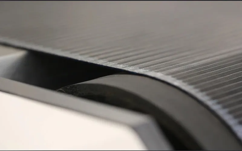 มีระบบสายพานที่แม่นย