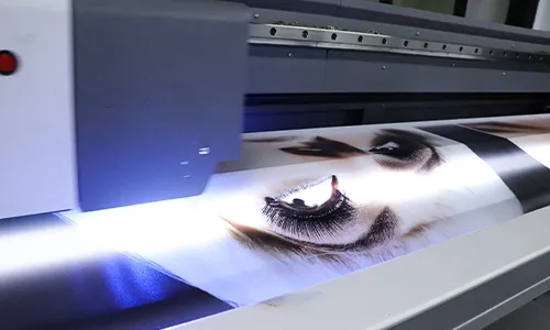 รูปการพิมพ์แบบ color printing หรือการพิมพ์สีแบบธรรมดา