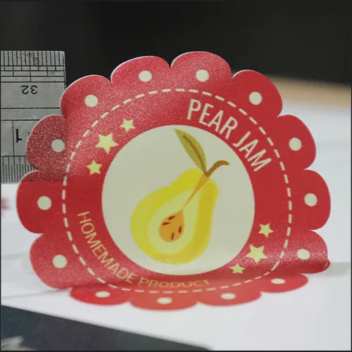 รูปการพิมพ์แบบ 2 ชั้น White + color printing หรือการพิมพ์ขาว + สี