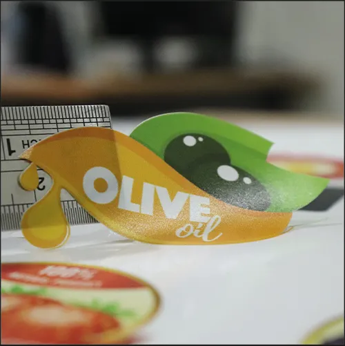 รูปการพิมพ์แบบ 2 ชั้น White + color printing หรือการพิมพ์ขาว + สี